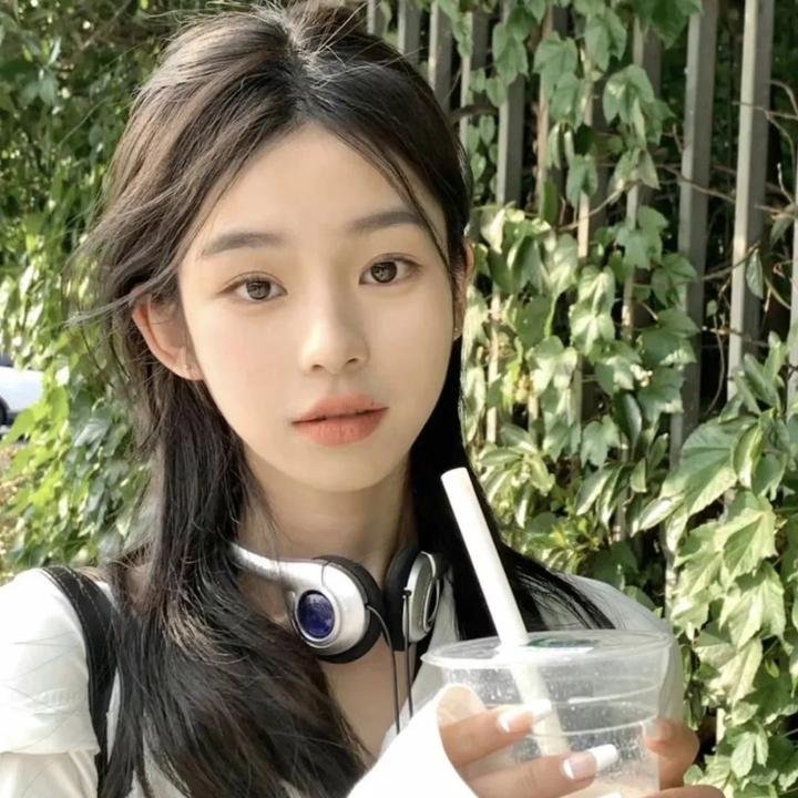 顾盼生香